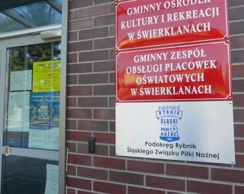 Tablica informacyjna Śląskiego Związku Piłki Nożnej - Podokręg Rybnik